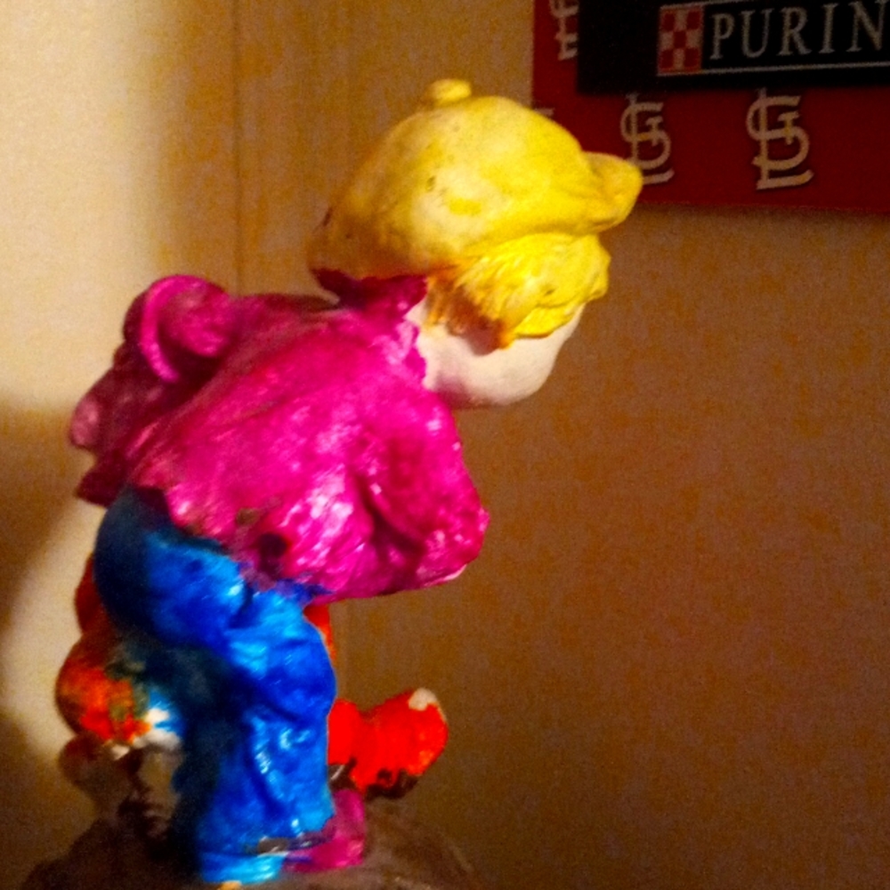 A paint it's a glass painted boy